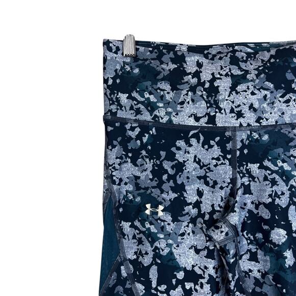 Under Armour Capri Leggings Womens M Blue Camo Mesh Cropped Athleisure Gym - Picture 4 of 7